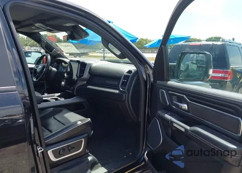 2023 Ram 1500 Laramie 4X4 5'7 Box z USA, uszkodzony, nr VIN 1C6SRFJT2PN540528